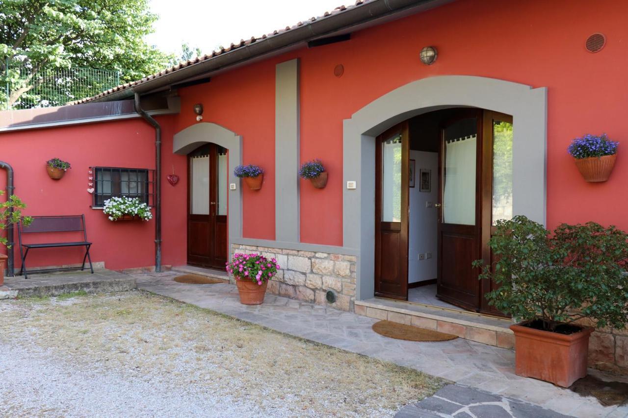 Il Turrione "App. Santa Chiara" Apartment Assisi Luaran gambar